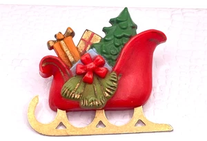 Vintage Hallmark Karten inkl. Weihnachtsschlitten voller Geschenke Brosche - Bild 1 von 3