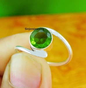 Anello con pietre preziose peridoto in argento sterling 925 fatto a mano... - Foto 1 di 4