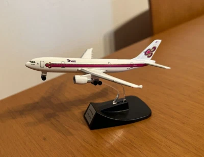 Aereo di linea Airbus  300-600 - THAI - Fabbri - 1/460 - Immagine 1 di 3