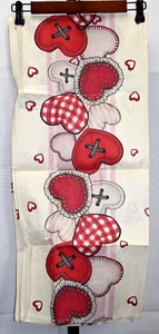 Valentine's Day Heart Button Design Table Runner Size 13"X120" New In Package - Picture 1 of 4