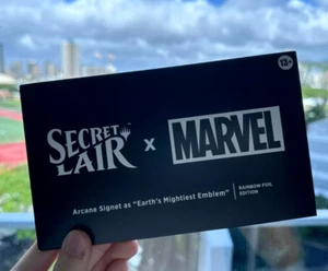 Magic The Gathering Secret Lair x Marvel Arcane Signet FOIL Earth's Mightiest Emblem Tarjeta Promocional✅ - Imagen 1 de 2
