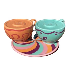 Disney Parks Alice In Wonder Land Tea Cups Salt And Pepper Shakers With Saucer - Picture 1 of 5