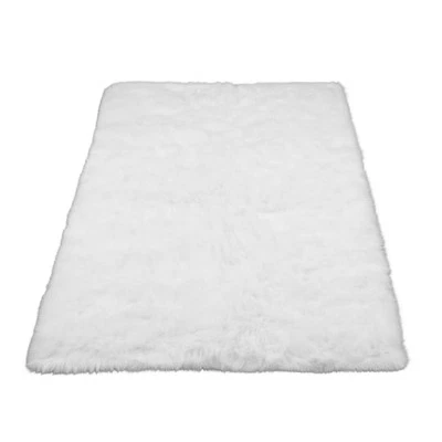  5' x 8'6" PURE WHITE Faux FUR area Rug washable non-slip plush winter color - Image 1 of 3
