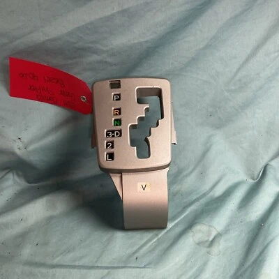 Bisel de palanca de cambios Toyota Corolla 2011  Foto 1 de 3