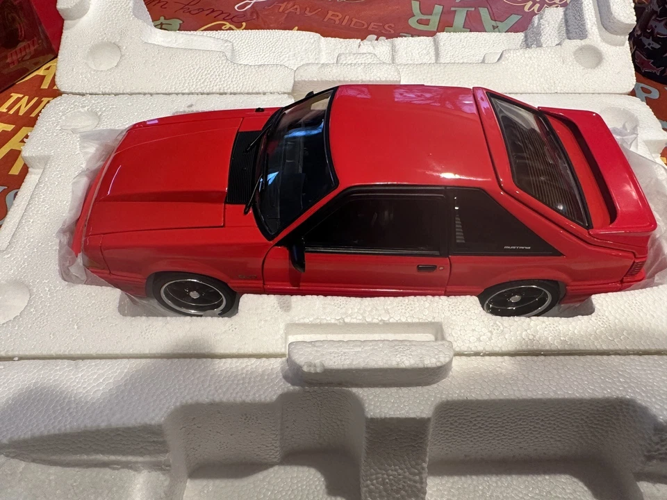 GMP ACME 1988 Ford Mustang GT Street Fighter 1/624