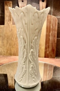 LENOX IVORY WOODLAND LEAF PORCELAIN EMBOSSED VASE TALL - Picture 1 of 6