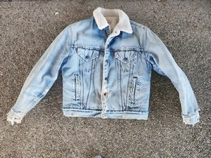 Vintage Levi's Acid Wash Denim Trucker Jacket 40r Sherpa Distressed USA San Fran - Bild 1 von 11