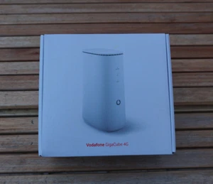 Vodafone GigaCube 4G Z21 LTE Router MF289F Cat. 20 2000 MBit/s Neuwertig - Bild 1 von 3