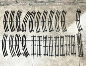 Lionel O-27 und Marx Spur O Gleis gebogen & gerade 10" lang (24 Stück) rostig - Bild 1 von 17