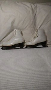 SP Super Teri 50 Ice Skates Wilson Sheffield Blades 9 3/4, Sz. 6 1/2 B, VGC!  - Picture 1 of 24