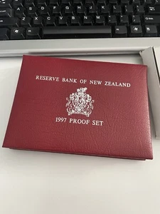 New Zealand - 1997 - Silver Proof Coins Set --  Saddleback - Picture 1 of 4