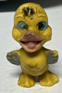 Vintage 70er/80er Ära Miniatur TIny anthropomorphe Ente Hartplastik Spielzeug 1,25" groß - Bild 1 von 7