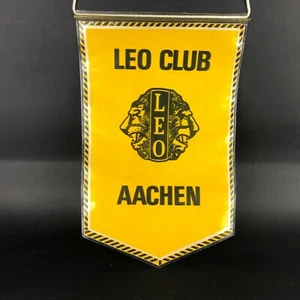 Vintage AACHEN, GERMANY Lions Club International WIMPEL Flagge LEO Löwe gelb  - Bild 1 von 4