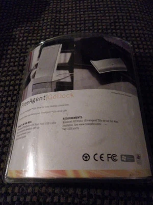 Seagate Free Agent Go Dock White with Travel Case - New Sealed - Image 1 of 4