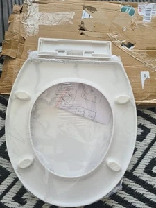 Soft Close Toilet Seat Compatible with Most Toilets - Picture 1 of 3