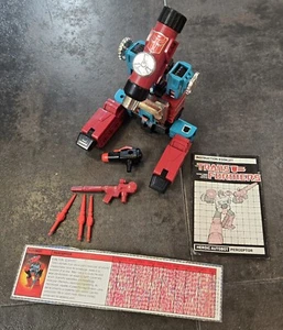 1985 G1 TRANSFORMERS PERCEPTOR COMPLETE w MANUAL & SPEC NICE VINTAGE AUTOBOT  - Picture 1 of 7