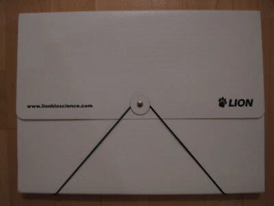Lion Bioscence Ordnungsmappe Hartkarton - Bild 1 von 3