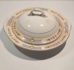 Vintage Johnson Brothers JB57 Covered Butter Dish Cream Edge Blue & Pink Flowers - Picture 1 of 4