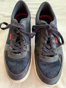 tenis levi's hombre