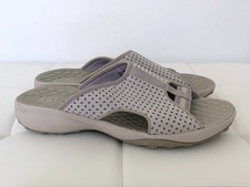 privo flip flops