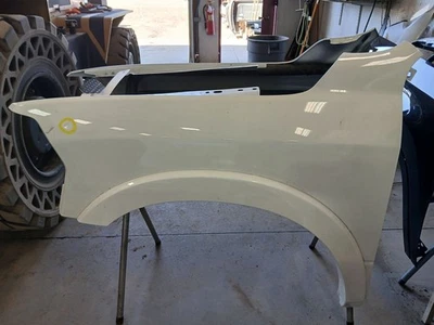 2025 Ram 3500 发球杆左挡泥板 31030 — 第 1/4 张图片