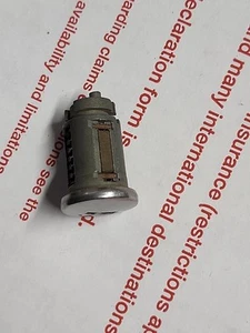 GM SPARE TIRE LOCK CYL Vintage 1930'S  1940'S NOS CAR TRUCK GENERAL MOTORS OEM - Picture 1 of 6