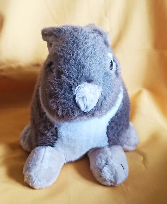 Plüschhase ca. 22 cm hoch und ca. 38 cm lang - Bild 1 von 4