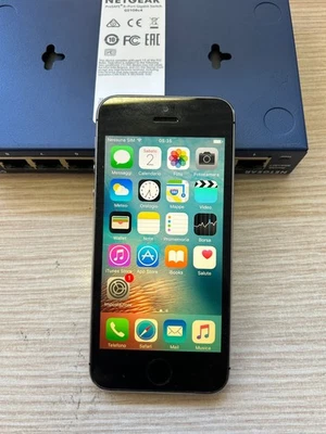 Apple iPhone 5s 16GB nero FUNZIONANTE SBLOCCATO COLLEZIONE IOS SMARTPHONE - Immagine 1 di 4
