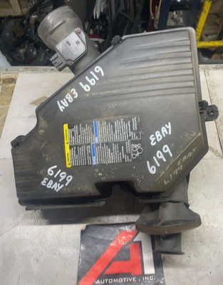 2006 HUMMER H3 04-06 CANYON 04-06 COLORADO 06 ISUZU I-280 Air Cleaner OEM - Image 1 of 4