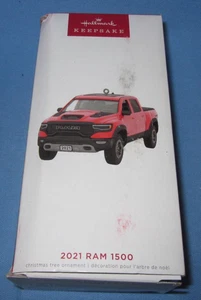a 2022 Hallmark Ornament ~ Nuevo en caja áspera ~ 2021 RAM 1500 - Imagen 1 de 3