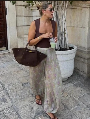 ZARA NEW WOMAN MID-RISE BALLOON SEMI-SHEER ZW FLORAL TROUSERS SIZE L 3285/007 - Image 1 of 4