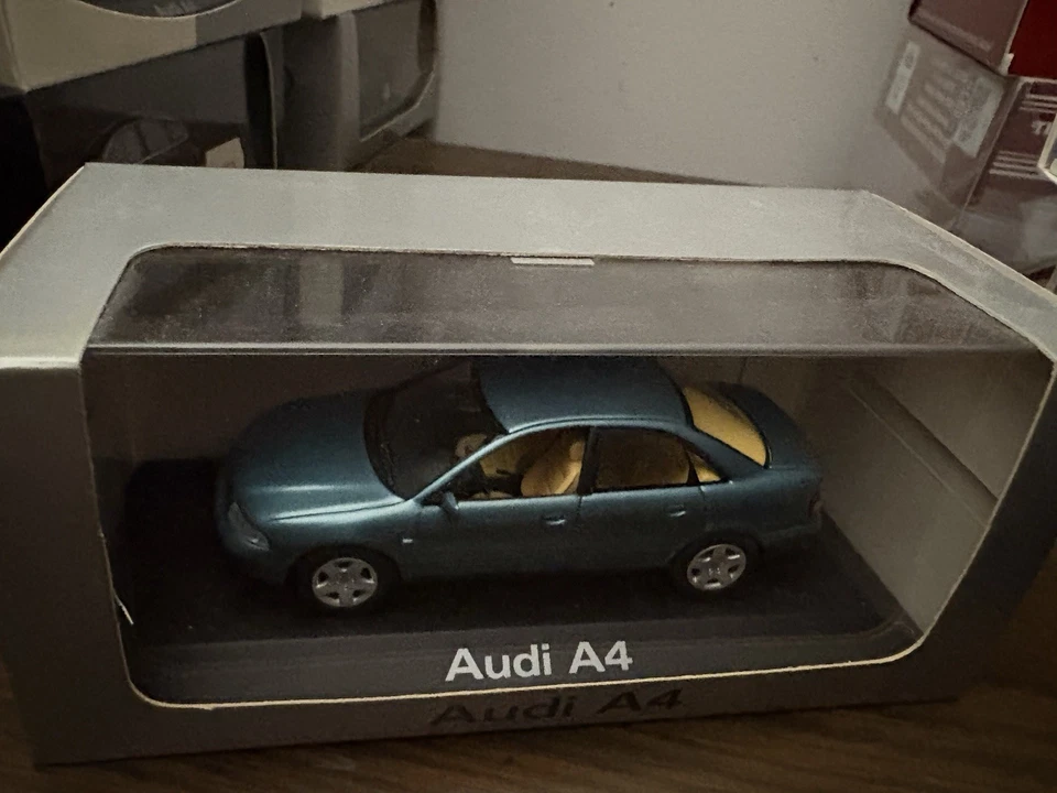 1/43 Minichamps Audi A4 1997 1998 1999 Foto 1 de 1