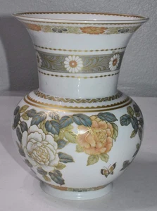 Vintage Kaiser Germany Osaka Dekor & Nossek Vase Roses Green Leaves Porcelain - Picture 1 of 4