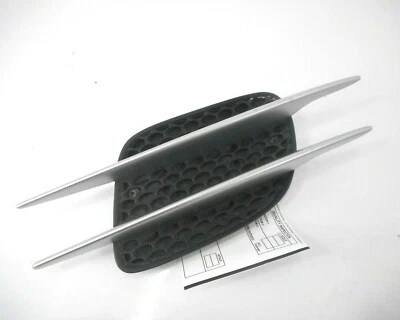 04 Mercedes-Benz SL500 Guardabarros Rejilla Ventilación Pasajero Derecho OEM Foto 1 de 3