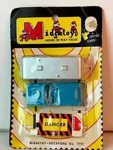 Midgetoy Convertible Sports Car with Camper on Card - Picture 1 of 10