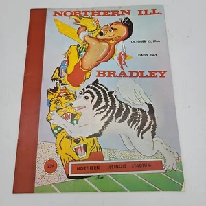 Programa de fútbol americano universitario del norte de Illinois/Universidad Bradley de colección 1966 - Imagen 1 de 6