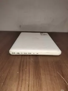 Apple MacBook A1342 13.3" Mid 2010 4 GB RAM 120 GB SSD Sierra - White - Picture 1 of 6