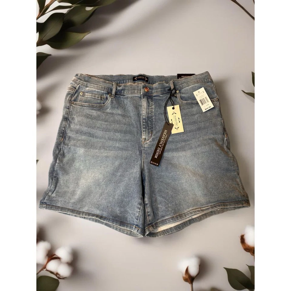 Pantalones Cortos Jean Bermudas Nanette Lepore Heavenly Denim Lavado Ligero Tiro Alto Talla 20W Foto 1 de 4