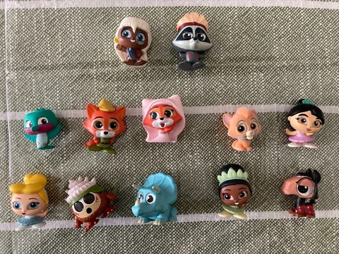 Disney Doorables YOU CHOOSE Series 10 Princess, Toy Story, Moana Cover