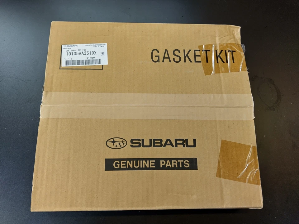 Subaru brand new genuine engine overhaul kits for EJ207, EJ205 GC8 GDA GDB  - Image 1 of 4