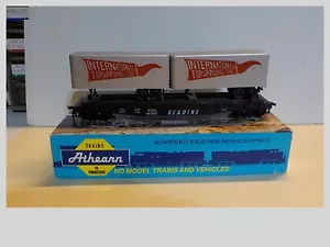 HO Vintage Built Blue Box Athearn 50' Reading Flat Car #9315 with 2 Trailers Kit - Picture 1 of 8