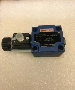 VÁLVULA DE MUÑECA HIDRÁULICA DE 3 VÍAS REXROTH R901254073 24VDC NUEVA - Imagen 1 de 4