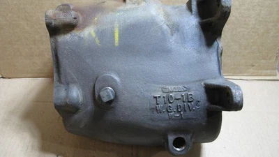 Chevy GM Borg Warner T10 4 Speed Cast Iron Main Case T10-1B   Pontiac Buick - Image 1 of 4