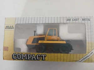 Joal Compact Cat Challenger 65 Tractor - Picture 1 of 2
