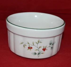 Pfaltzgraff WINTERBERRY 4-1/2” Ramekin Dip Mix Condiment Bowl,  No Box - Picture 1 of 5