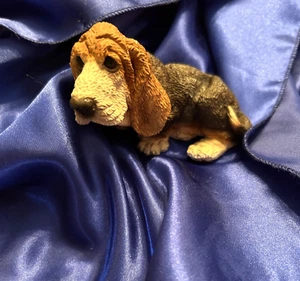 Vintage Stone Critters Basset Hound Hund Figur 80er Jahre handbemalt Glasaugen - Bild 1 von 3