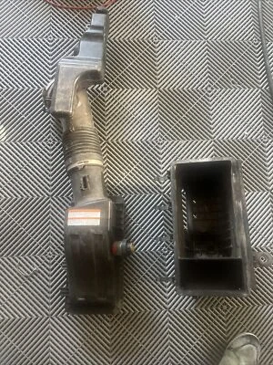 Filtro de aire CAJA DE AIRE FORD F250/350 11-16 6,7 L Powerstroke diésel BC34-9F805-CC OEM Foto 1 de 2