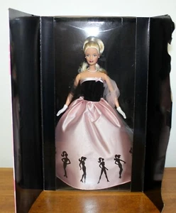 Zeitlose Silhouette Barbie Puppe 2000 Mattel #29050 - Bild 1 von 7