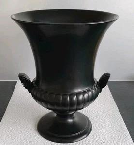 Large vintage Wedgwood Black Ravenstone Campana Urn - 24.25 cm 9.5" - Picture 1 of 6