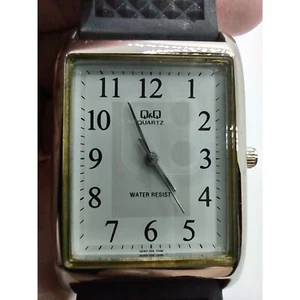 Q&Q Men's Tank Watch Q040-304YHM - Picture 1 of 14